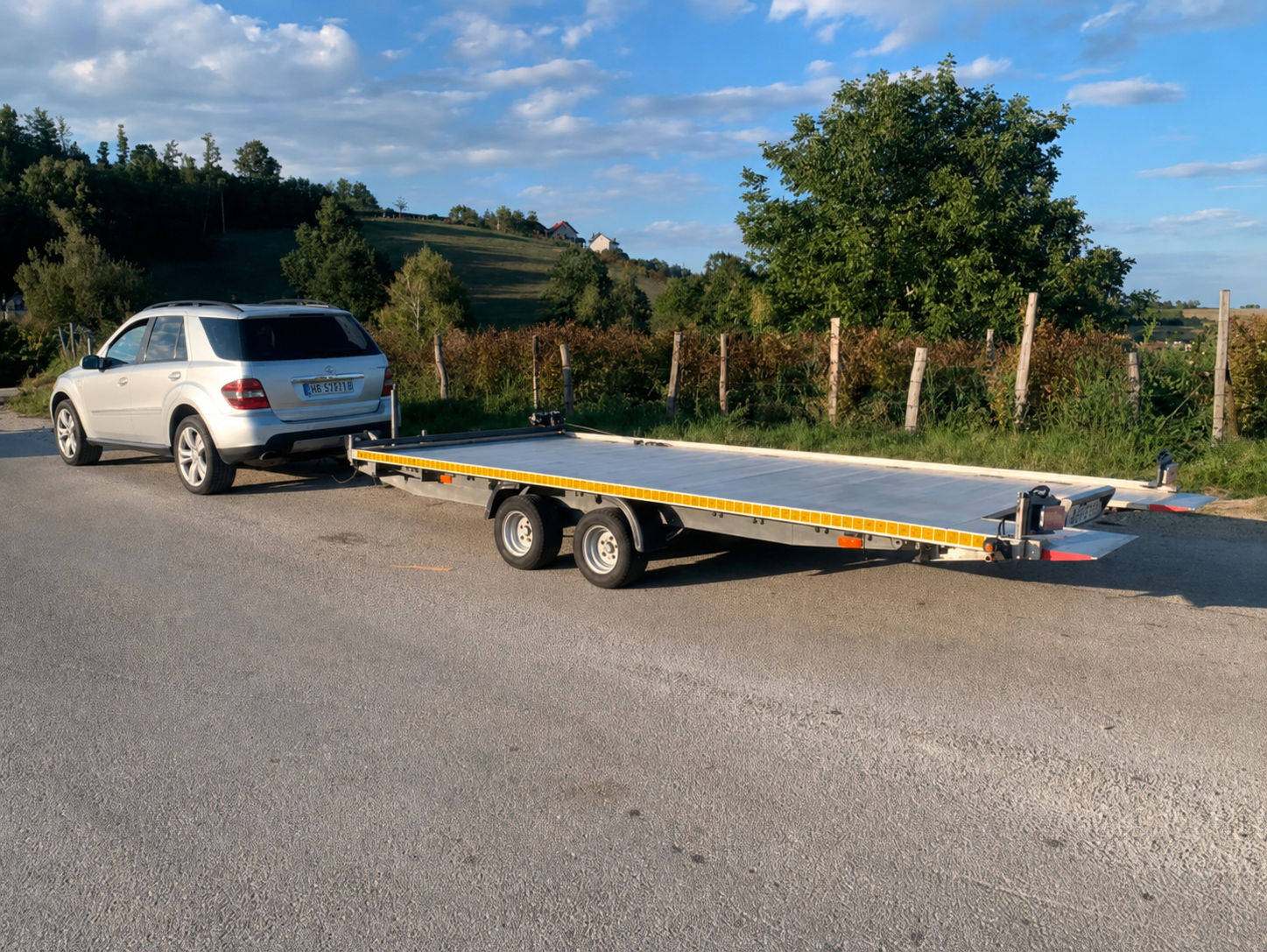 Šlep služba Užice - prevoz vozila na prikolici šlep službe